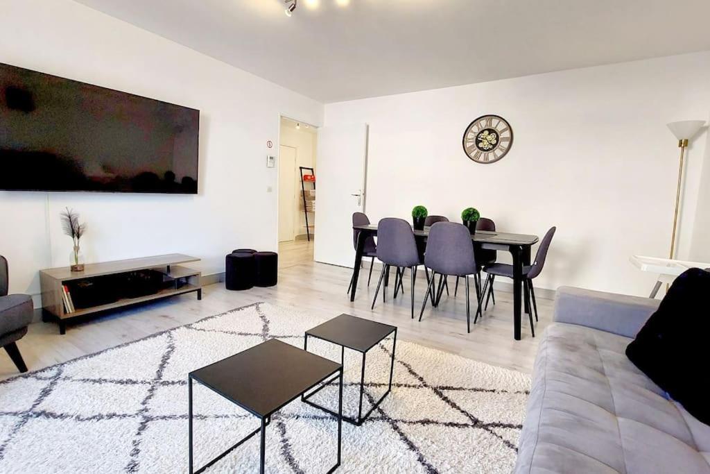 Cosy Home 2, 2 Chambres, 6 Personnes, 3 Min Gare, Parking Сержи Екстериор снимка